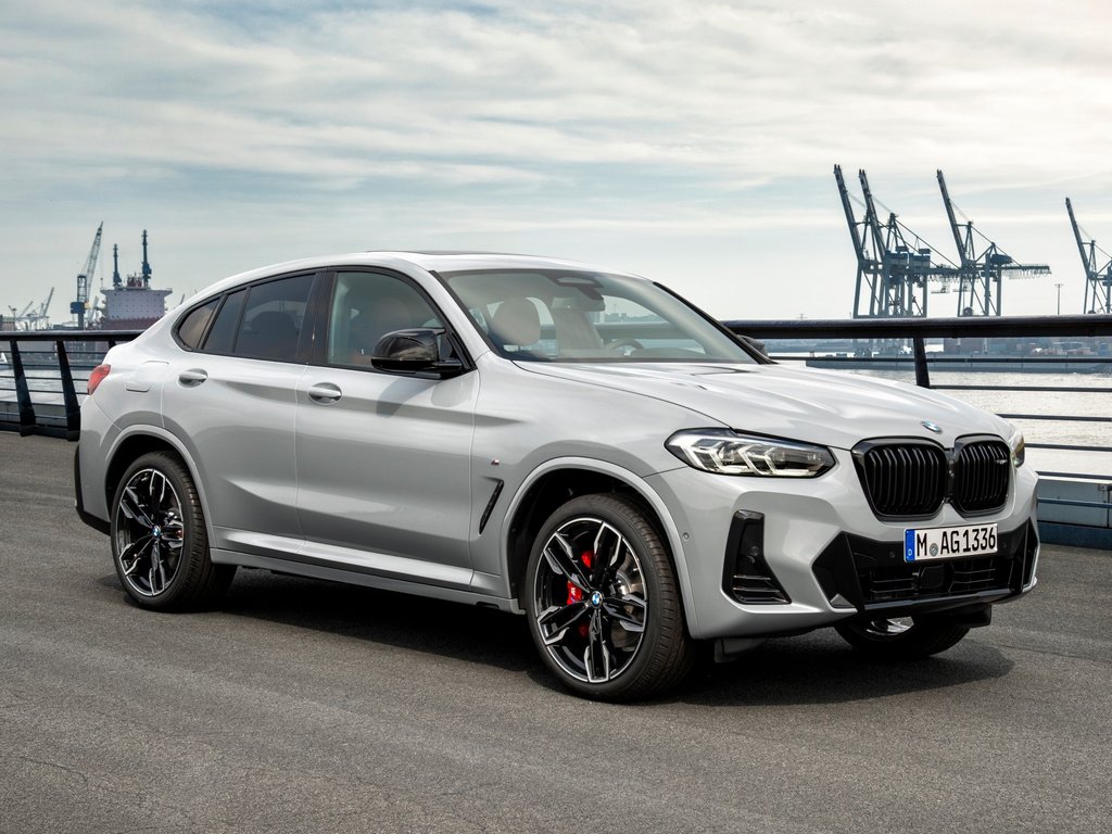 2022 BMW X4