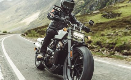2022 Harley-Davidson Sportster S Front