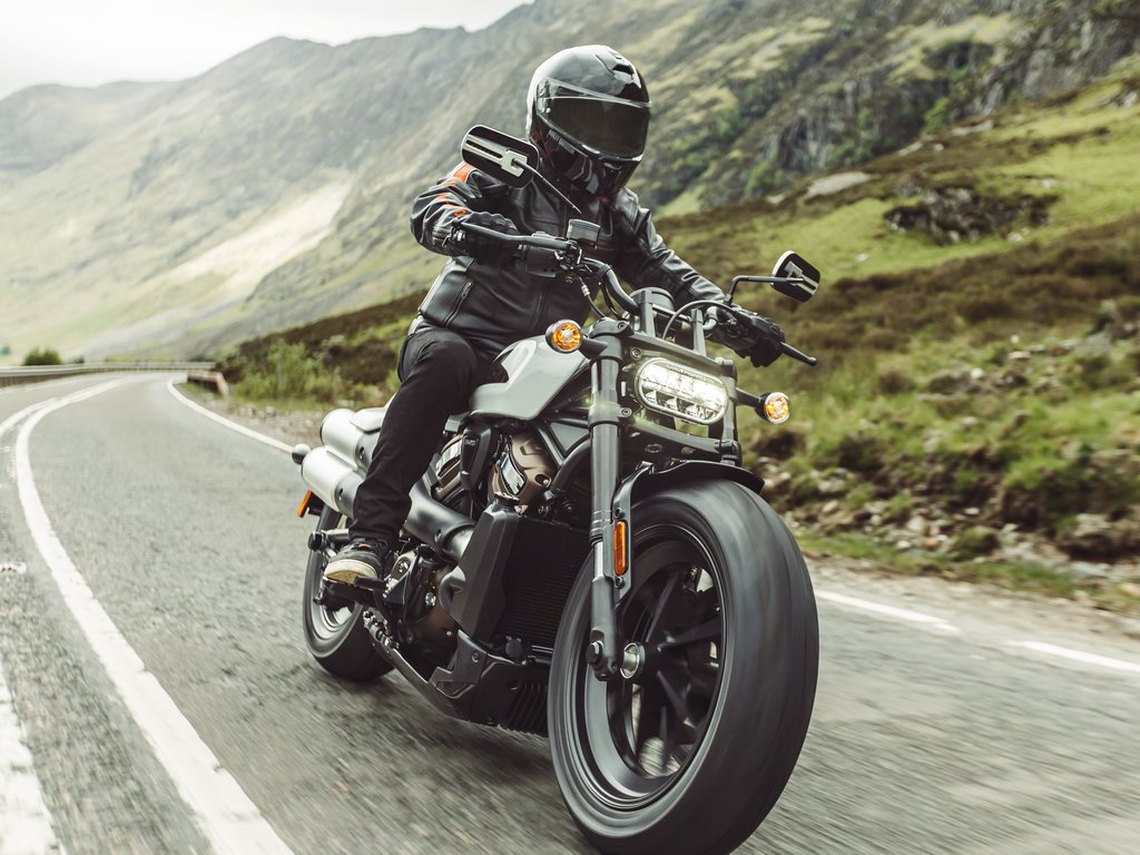 2022 Harley-Davidson Sportster S Front