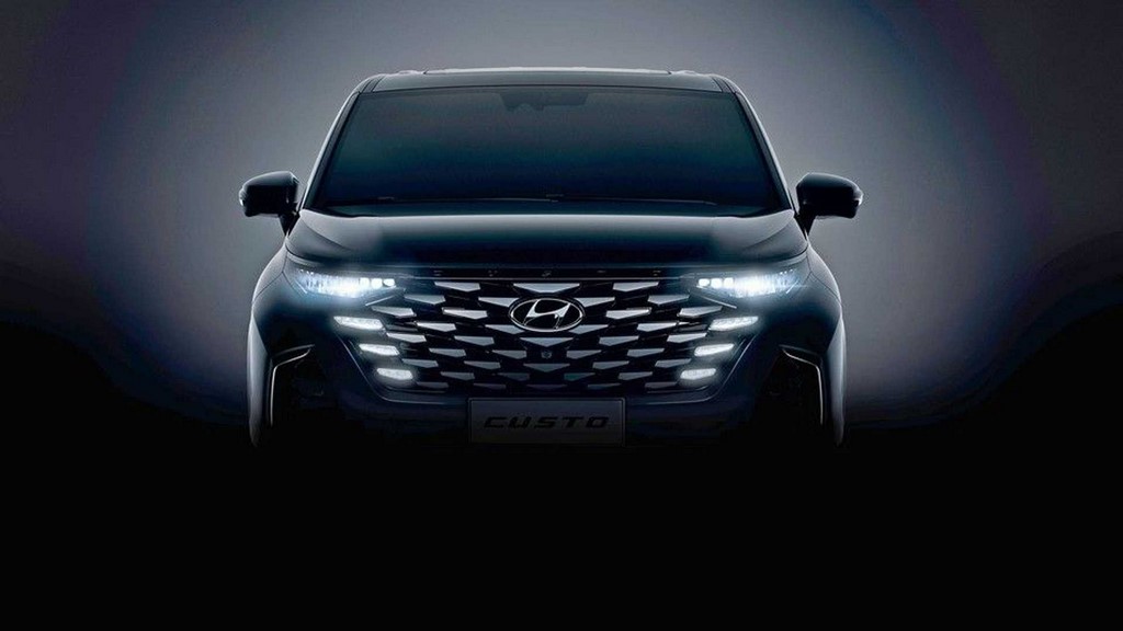 2022 Hyundai Custo Teaser Front