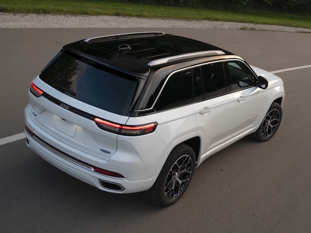 2022 Jeep Grand Cherokee 4xe Rear