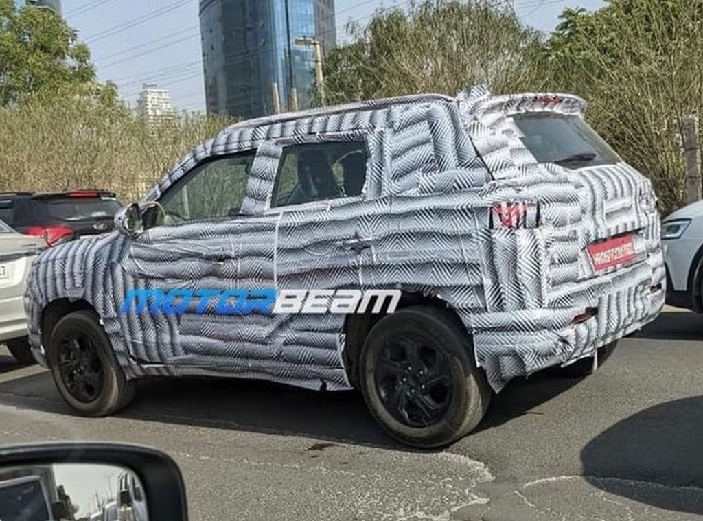 2022 Maruti Brezza Spied