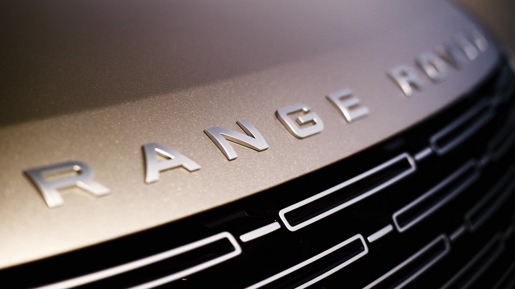 2022 Range Rover Teaser Grille