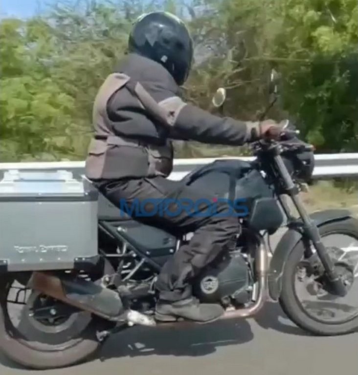 2022 Royal Enfield Himalayan Spied