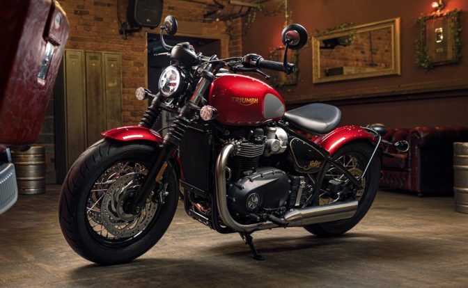 2022 Triumph Bonneville Bobber Gold Line Edition