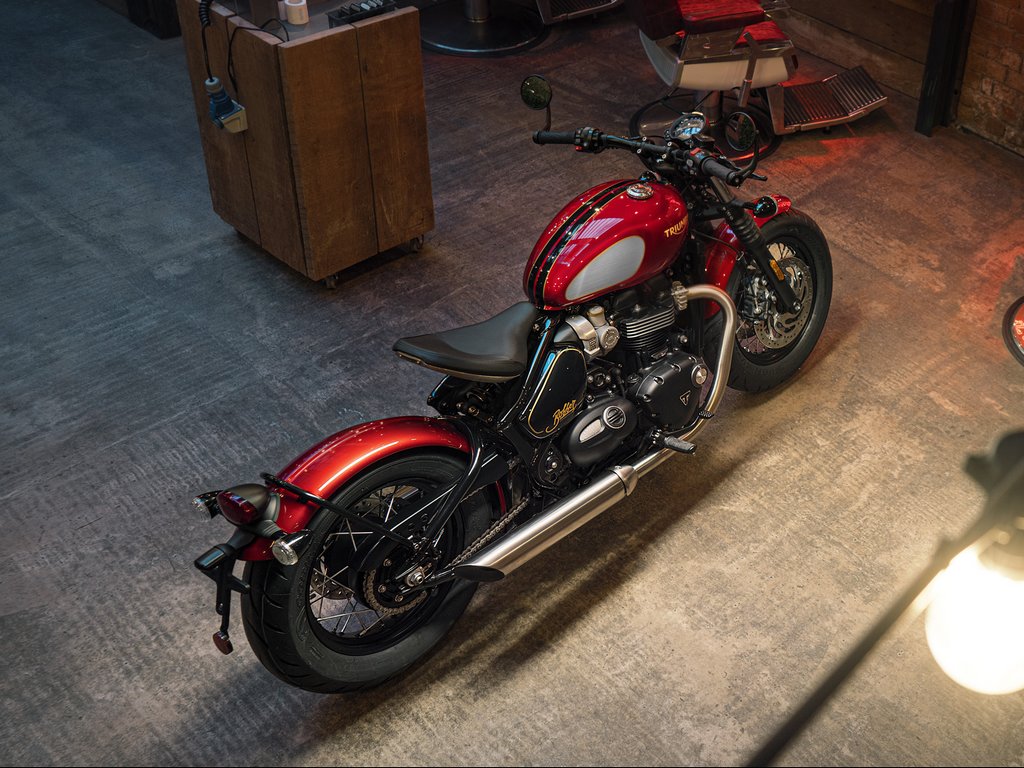 2022 Triumph Bonneville Bobber Gold Line Edition Price