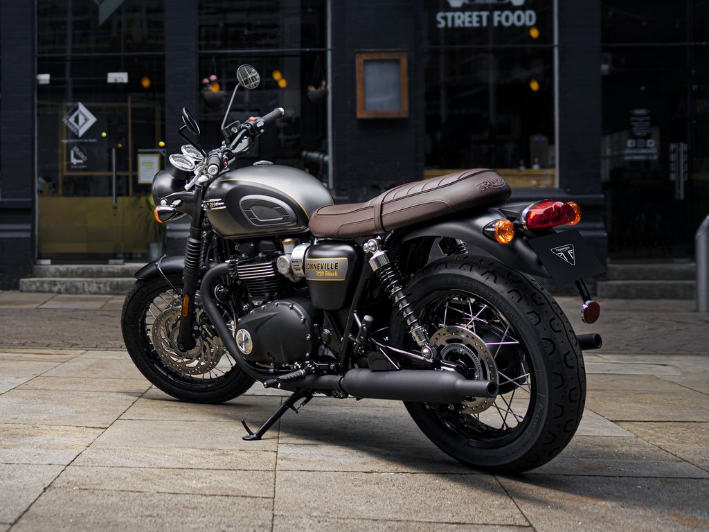 2022 Triumph Bonneville T120 Black Gold Line Edition