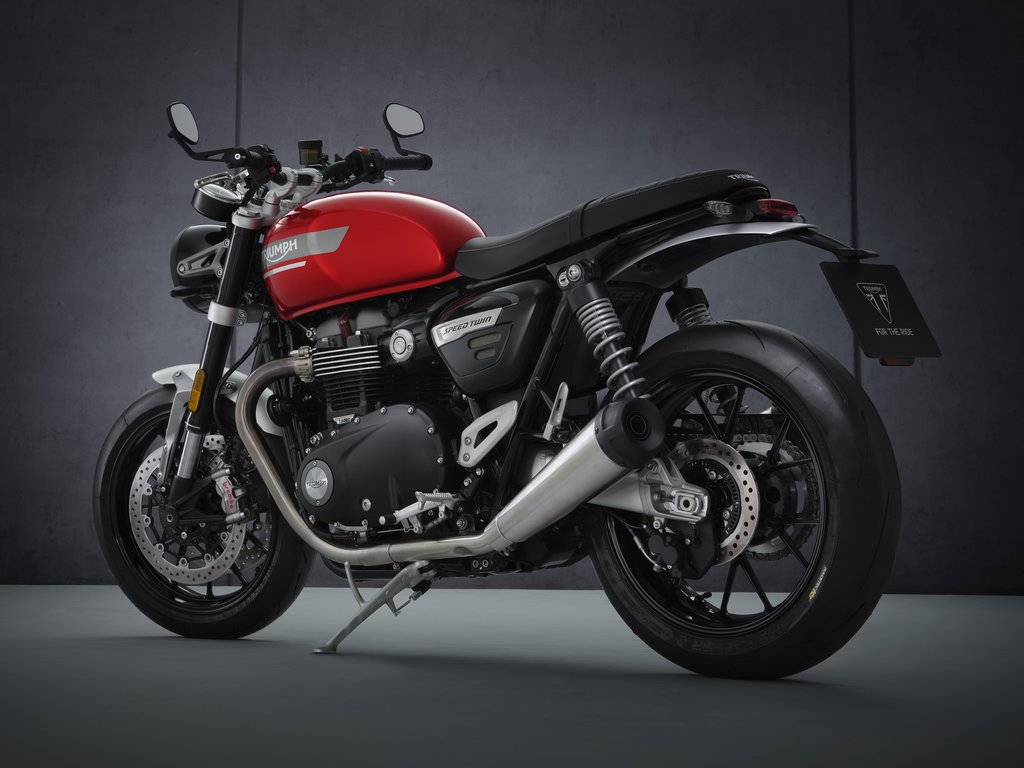 2022 Triumph Speed Twin Rear