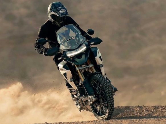 2022 Triumph Tiger 1200 Drifting