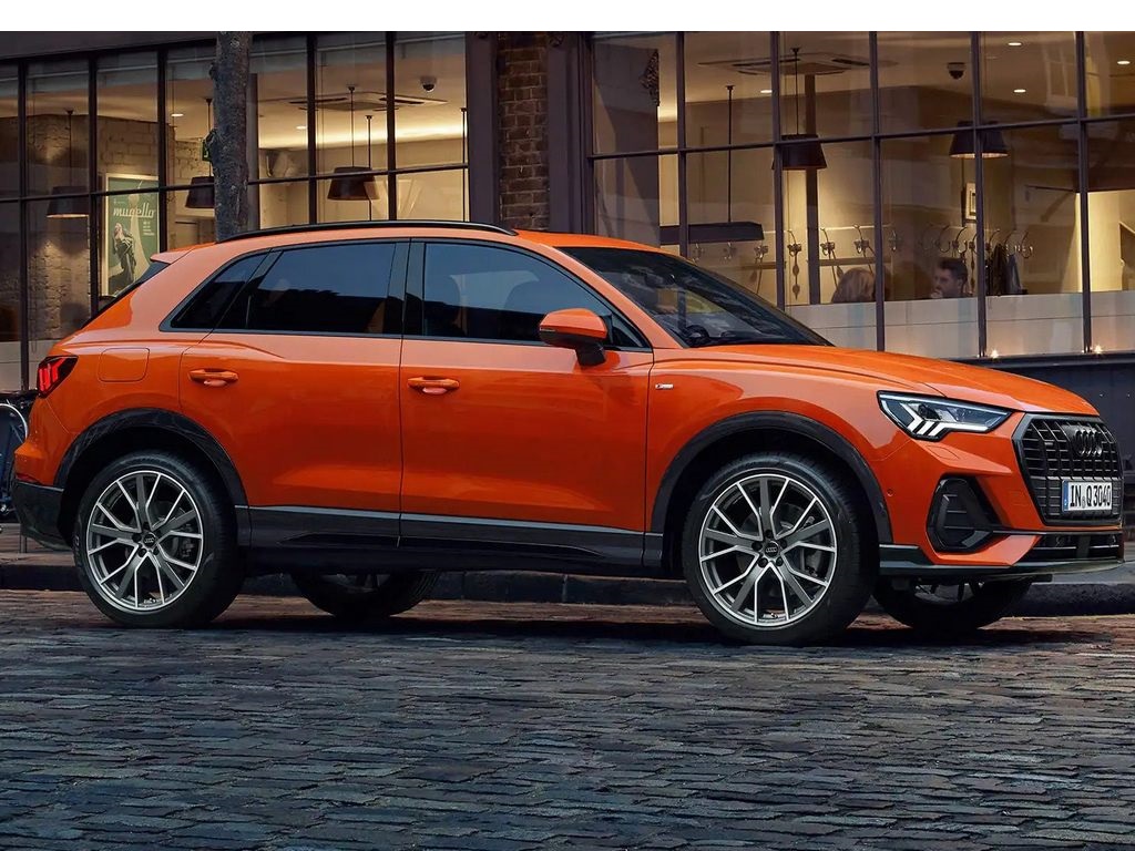 2023 Audi Q3 Bookings Side