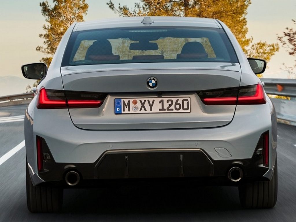 2023 BMW 3 Series Rear
