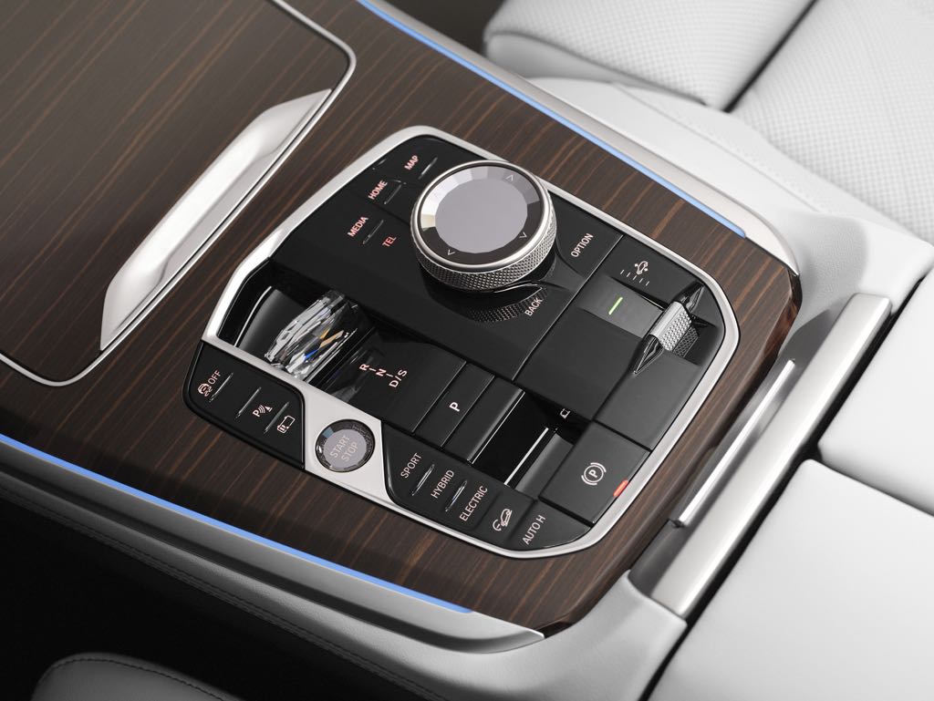 2023 BMW X5 Facelift Features