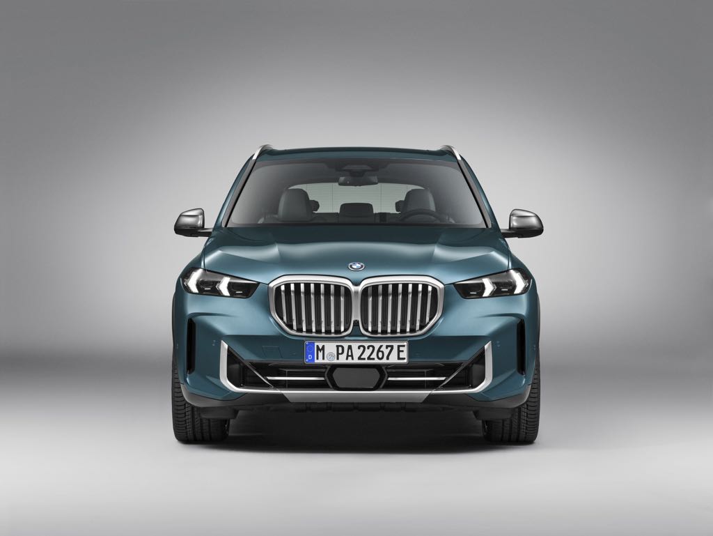 2023 BMW X5 Facelift Front