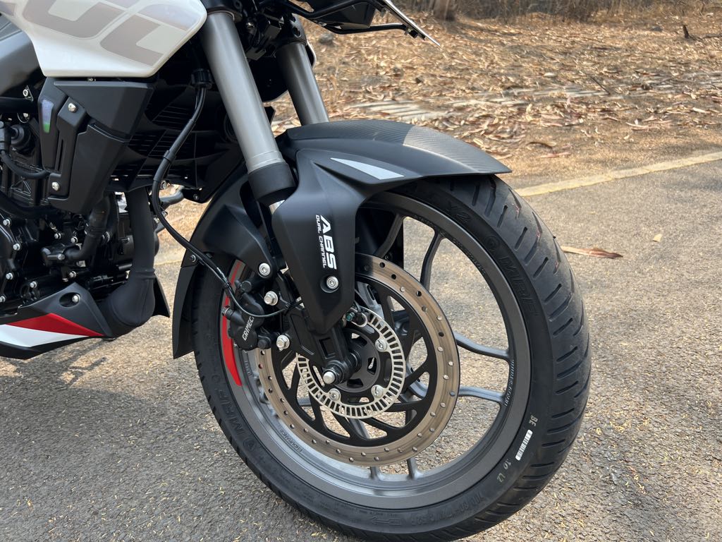 2023 Bajaj Pulsar NS200 Suspension