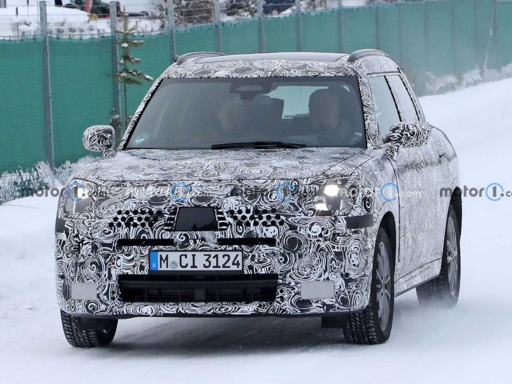 2023 MINI Countryman Spied Front