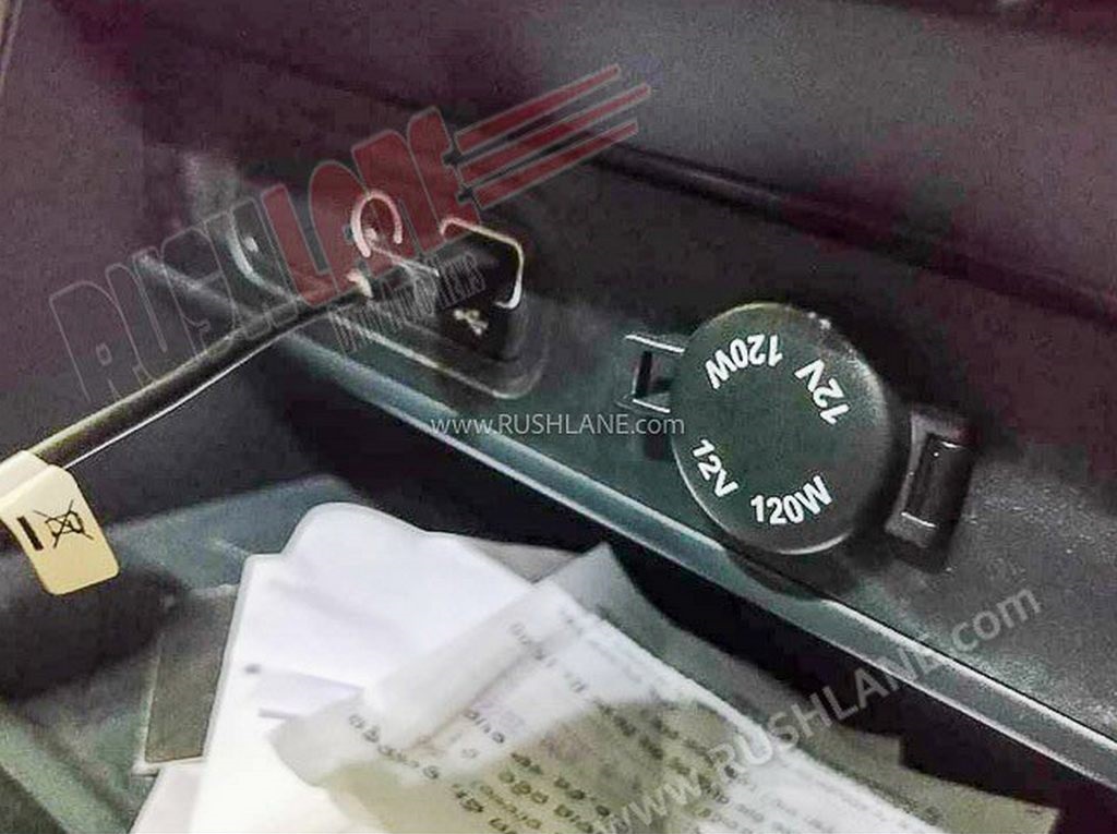 2023 Mahindra Thar Socket