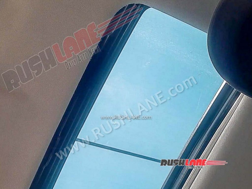 2023 Maruti Suzuki Brezza Interiors Sunroof