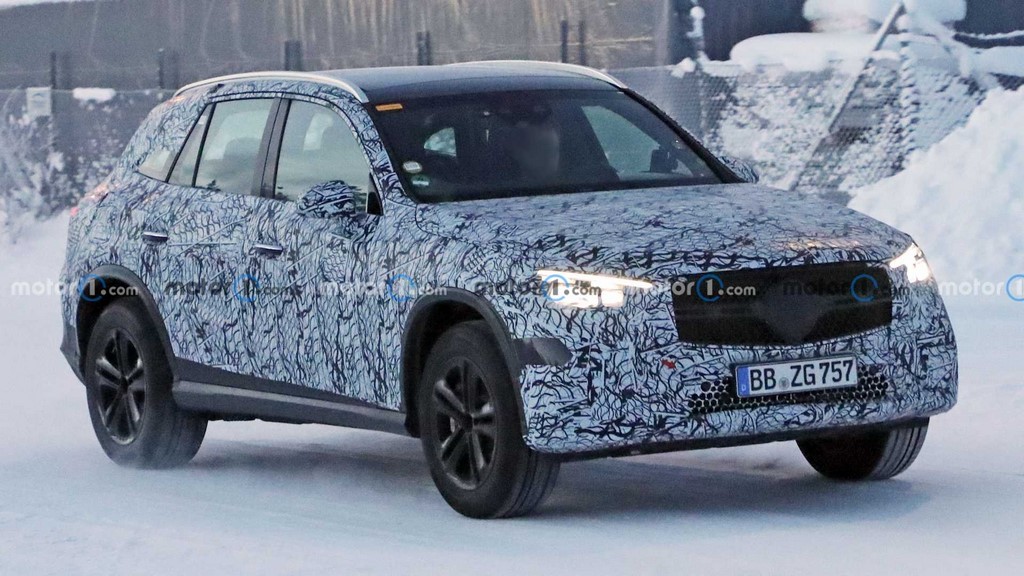 2023 Mercedes GLC Spied