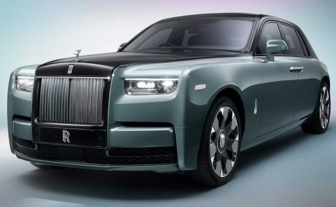 2023 Rolls Royce Phantom