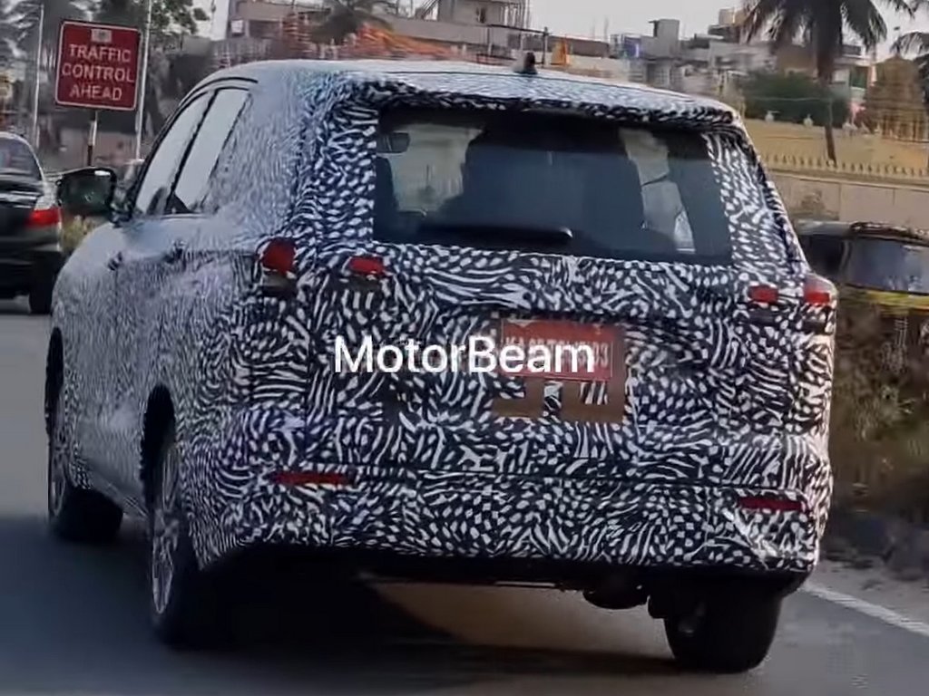 2023 Toyota Innova Spotted Back