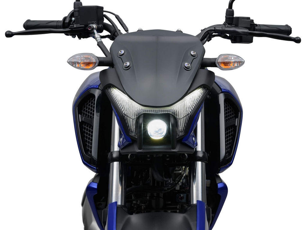 2023 Yamaha FZ 15 Front