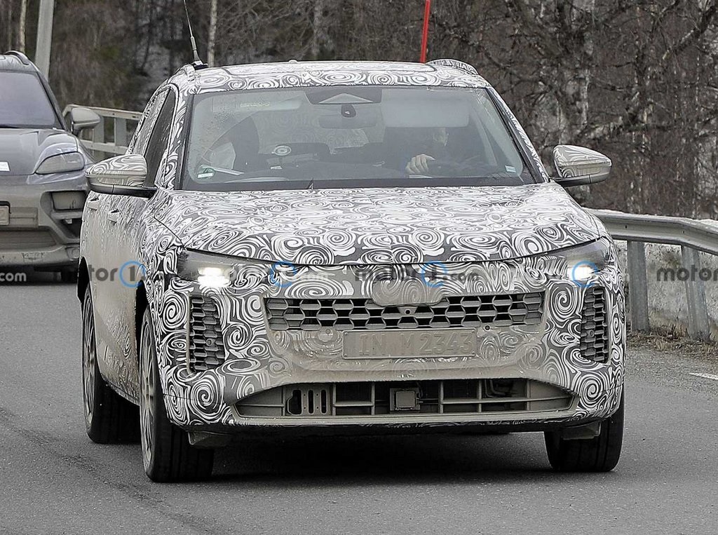2024 Audi Q5 Spied Front