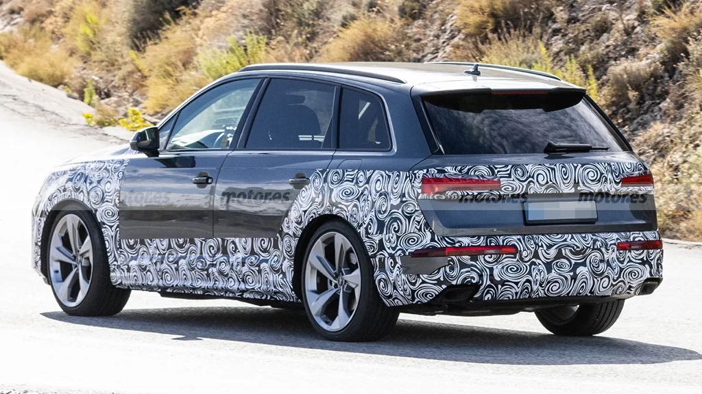 2024 Audi Q7 Spotted Rear
