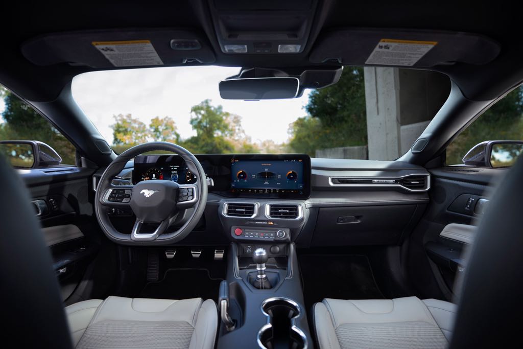 2024 Ford Mustang Interior