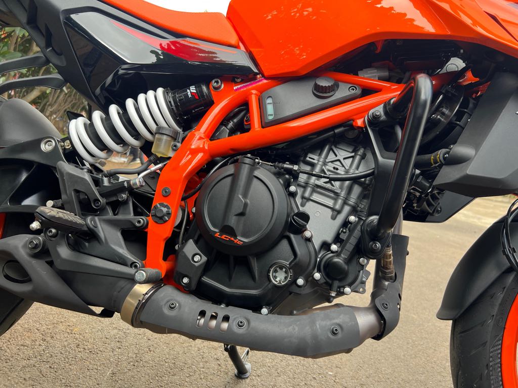 2024 KTM Duke 250 Engine