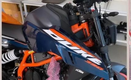 2024 KTM Duke 390 Spied