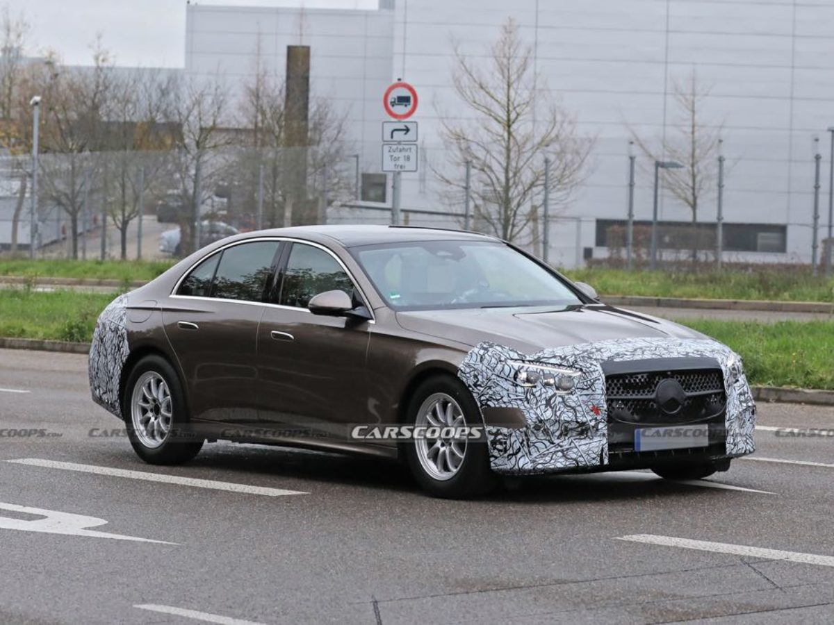 2024 Mercedes E-Class Spotted Testing, Interior Leaked