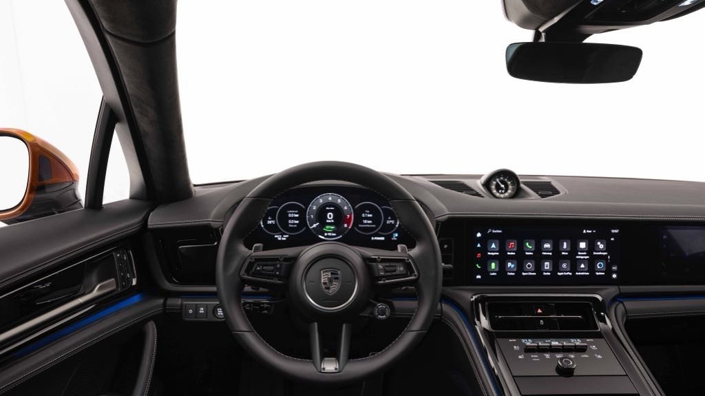 2024 Porsche Panamera Interior