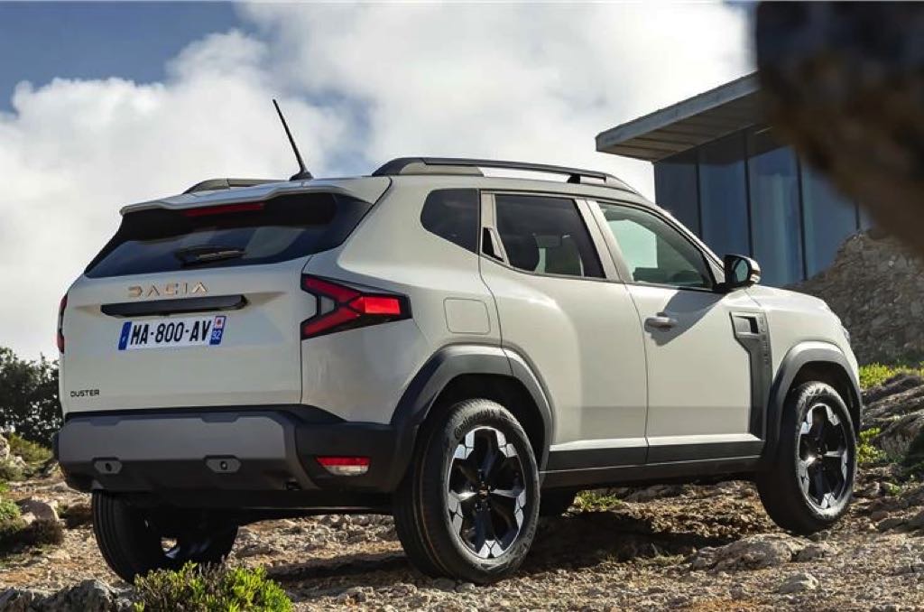 2024 Renault Duster Rear