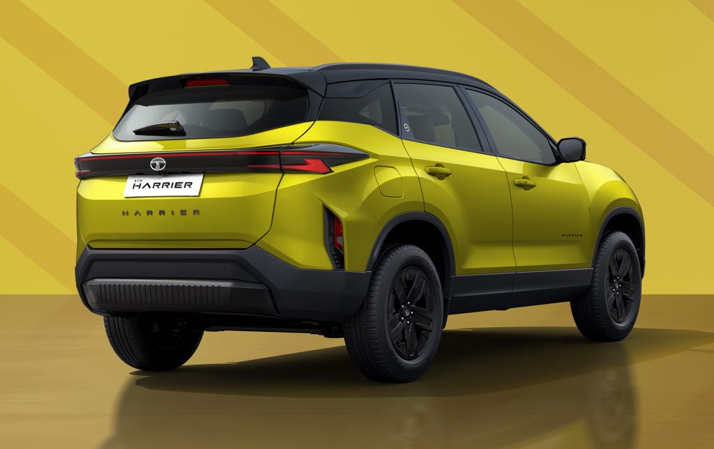 2024 Tata Harrier Rear