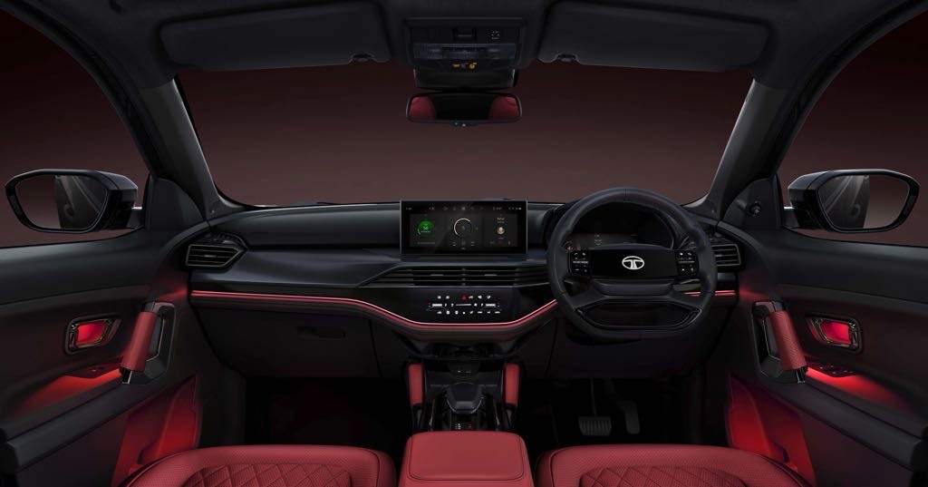 2024 Tata Safari Red Dark Interior