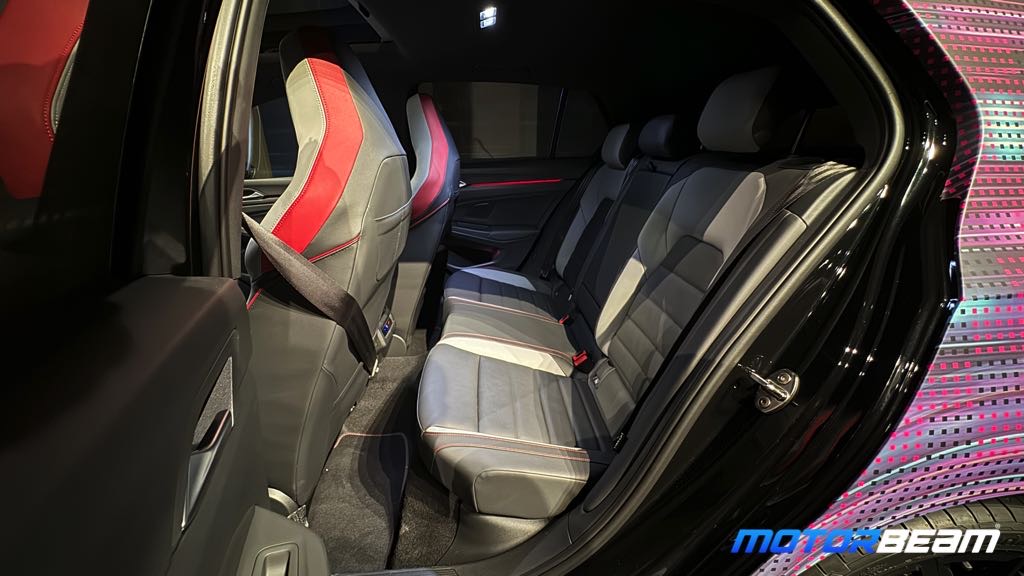 2024 Volkswagen Golf Rear Seat