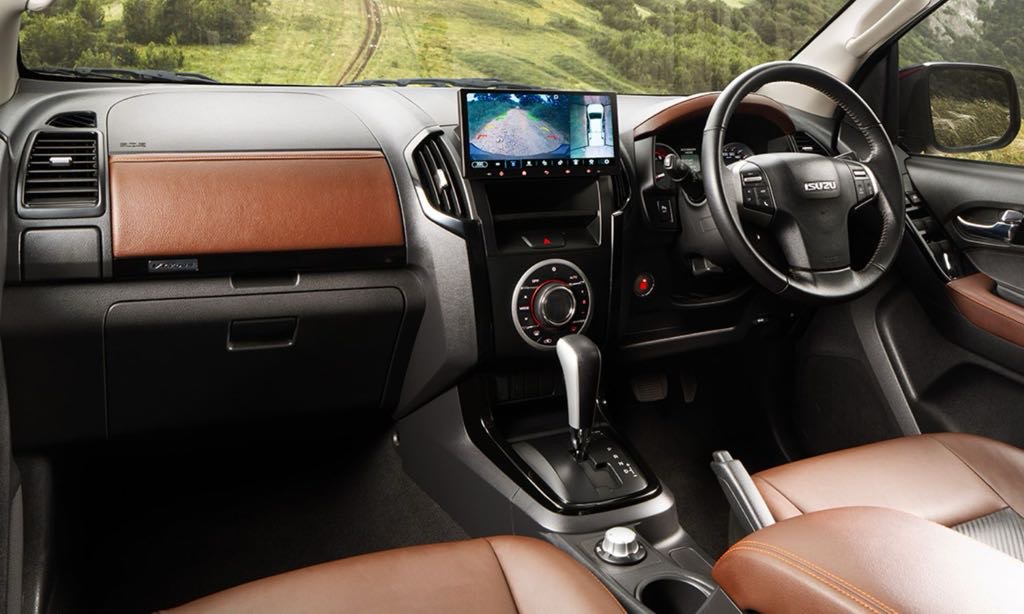 2026 Isuzu D-Max V-Cross Interior