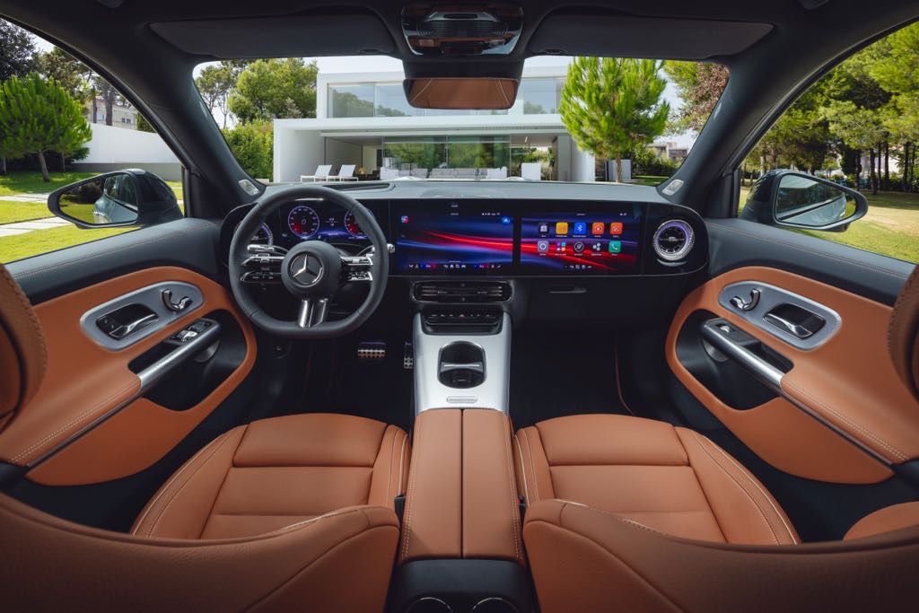 2026 Mercedes-Benz GLB Interior