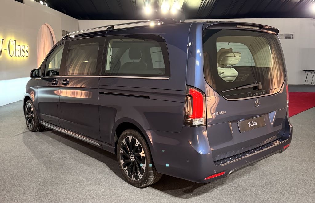 2026 Mercedes-Benz V-Class Rear