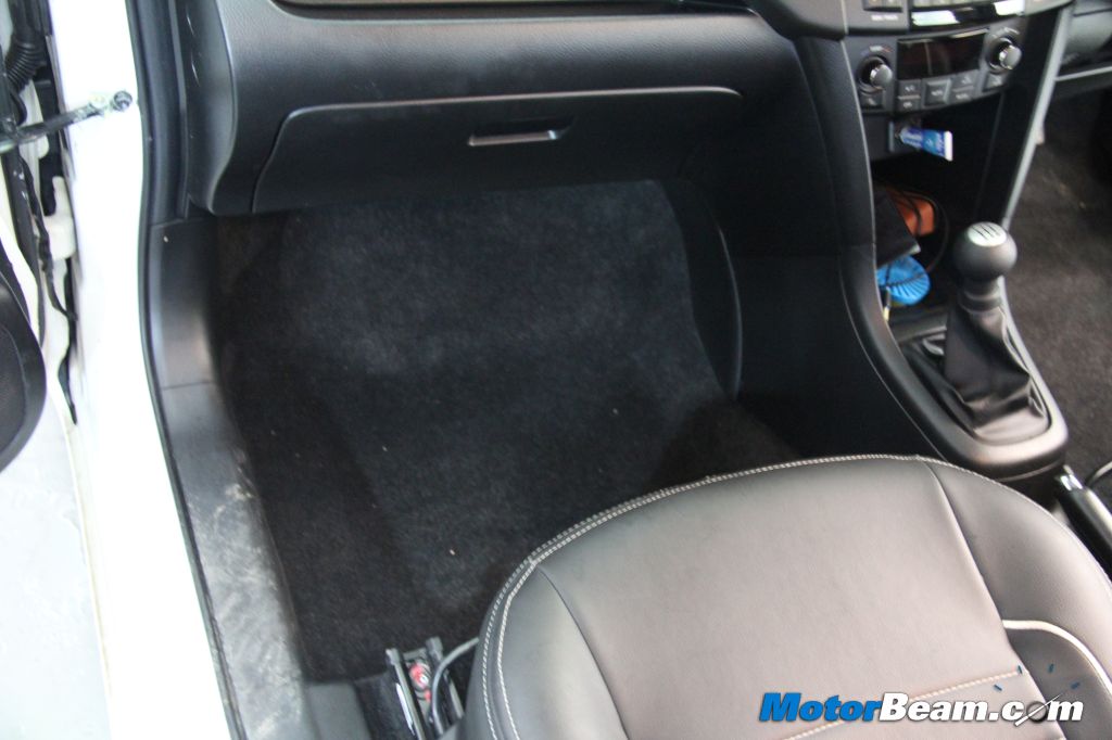 Buy Autofurnish Grey, Black Vinyl Car Foot Mats For Hyundai Grand