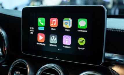 Apple CarPlay Features