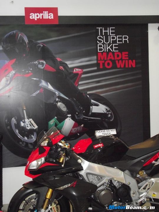 Aprilia RSV4 Factory