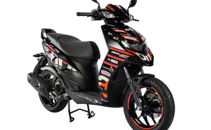 Aprilia SR GP Replica front left