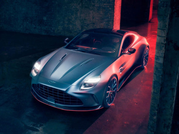 Aston Martin Vantage S front