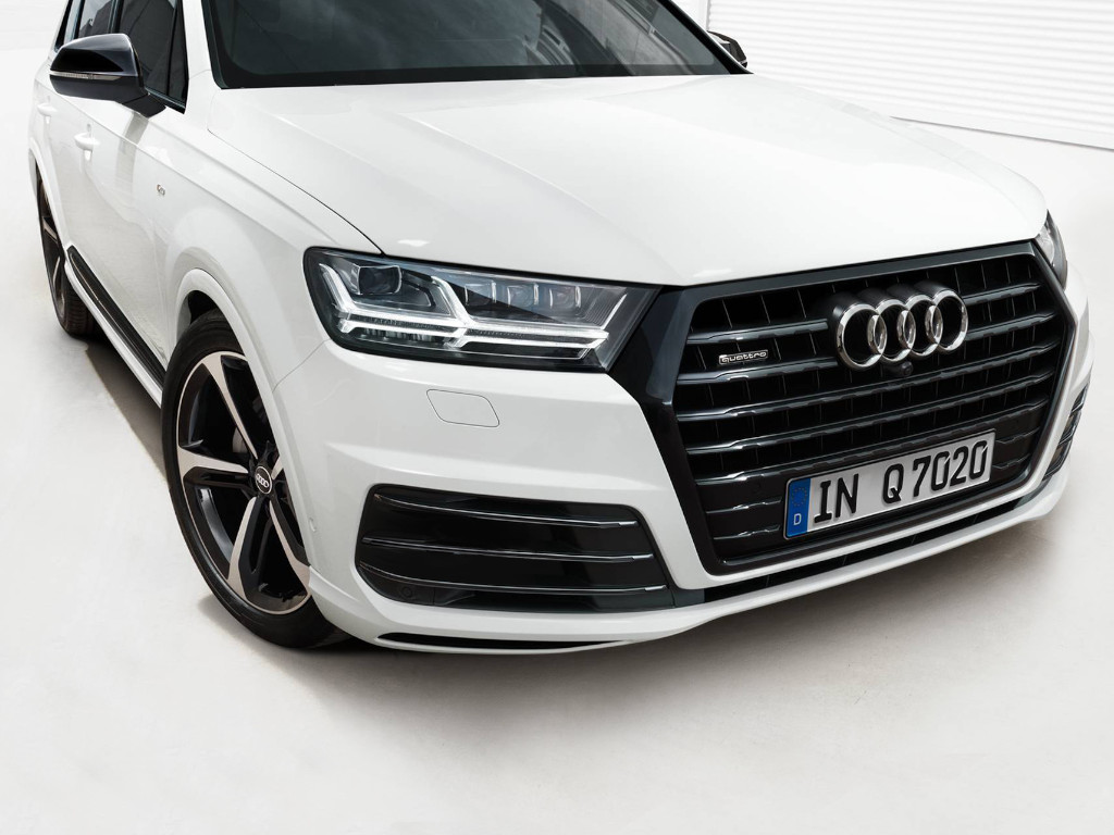 Audi Q7 Black Edition Grille