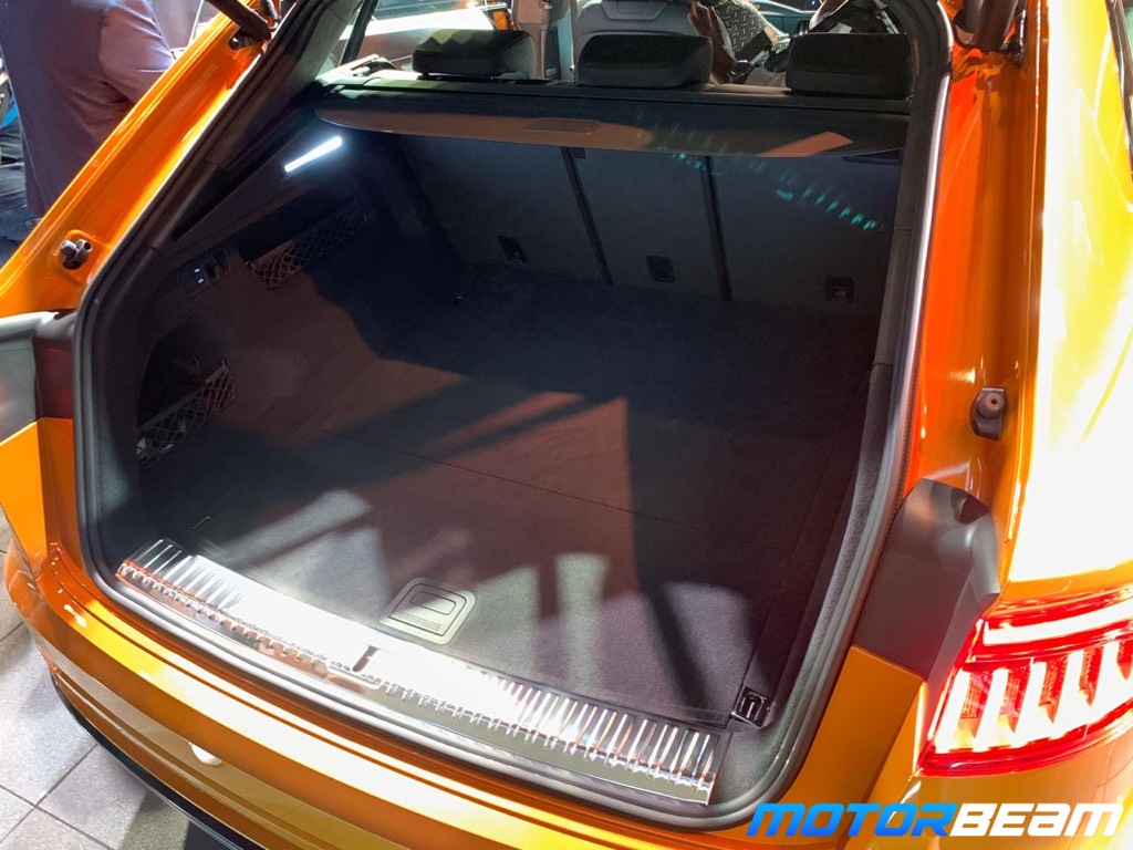 Audi Q8 Boot