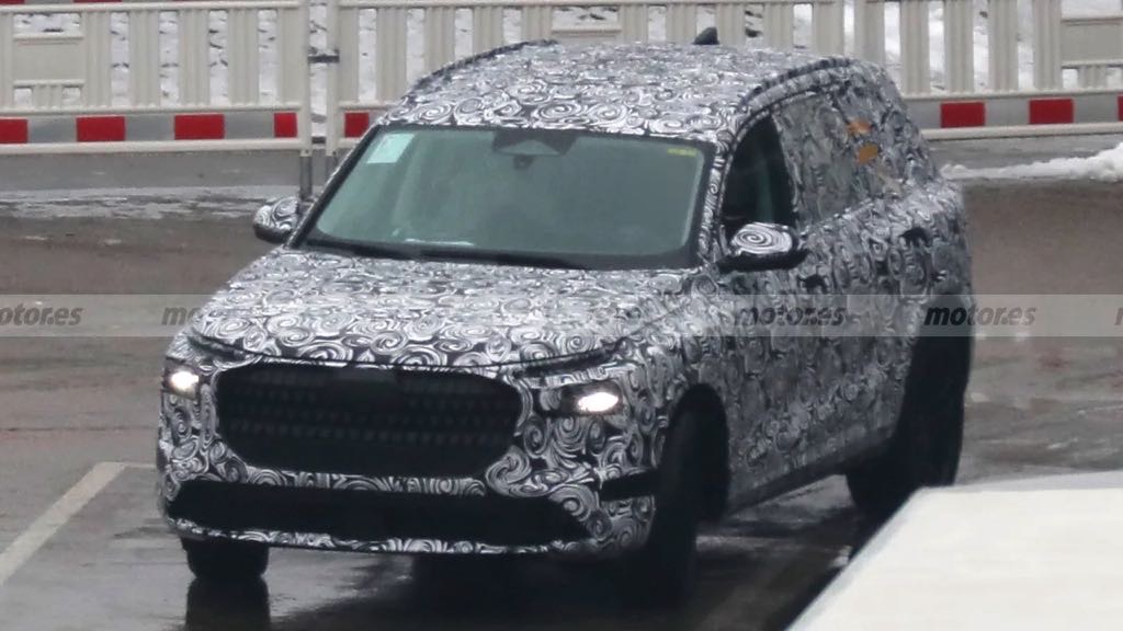 Audi Q9 Prototype