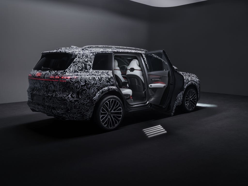Audi Q9 Rear Door