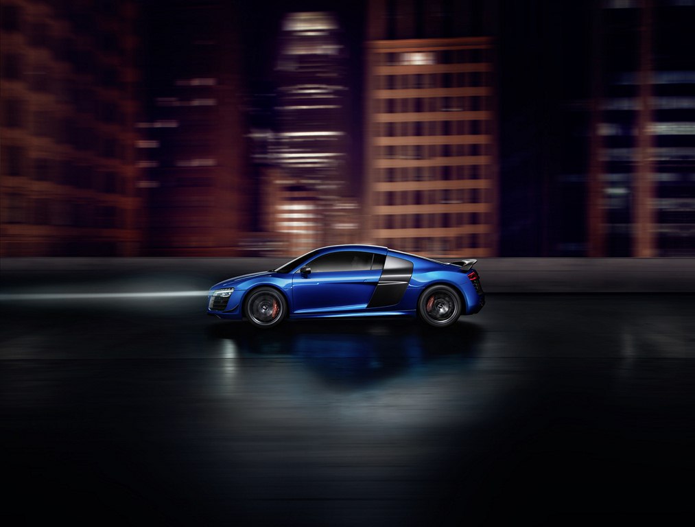 Audi R8 LMX Side