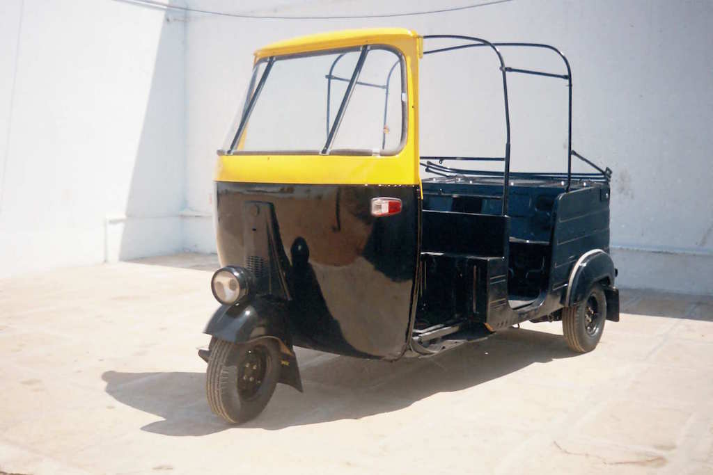 Auto Rickshaw No Hood Cover